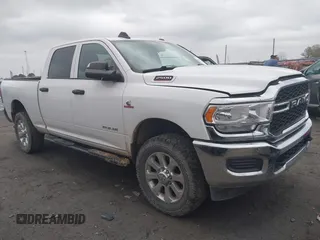 2021 Ram 2500 Tradesman with VIN 3C6UR5CL1MG695849, listed as a IAAI auction lot 40977178 with 104,097 mi miles. Bid and sale history available at carsss.com. Image 13.