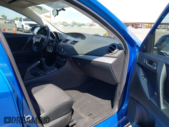 2012 Mazda Mazda3 i Touring with VIN JM1BL1V76C1602184, listed as a IAAI auction lot 42045274 with 117,600 mi miles. Bid and sale history available at carsss.com. Image 5.