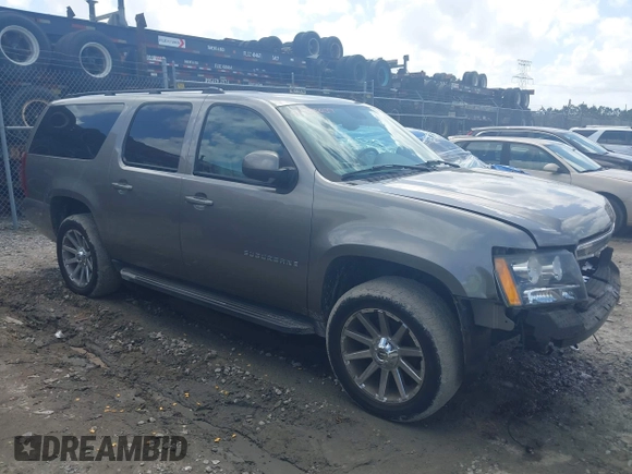 2007 Chevrolet Suburban LTZ with VIN 3GNFK16347G133031, listed as a IAAI auction lot 41955039 with 342,366 mi miles and . Bid and sale history available at DreamBid. Image 14.
