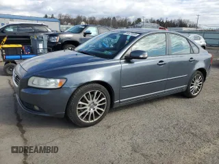 2010 Volvo S40 with VIN YV1390MS3A2489640, listed as a Copart auction lot 50679555 with 173,603 mi miles and Salvage Title. Bid and sale history available at carsss.com. Image 1.