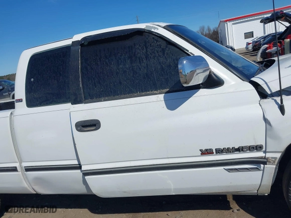 1996 Dodge Ram 1500 with VIN 1B7HC13Z3TJ119296, listed as a IAAI auction lot 41698632 with 186,256 mi miles. Bid and sale history available at carsss.com. Image 13.
