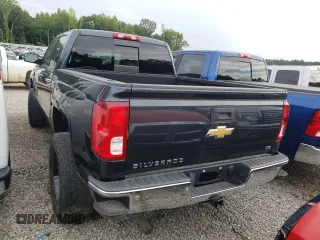 2018 Chevrolet Silverado 1500 with VIN TNV1N230158399080, listed as a Copart auction lot 63489073 with 80,942 mi miles and Salvage Title. Bid and sale history available at DreamBid. Image 3.