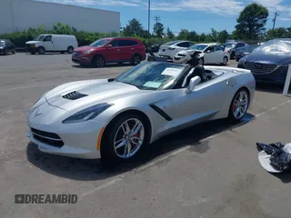 2014 Chevrolet Corvette Z51 3LT z VIN 1G1YM3D7XE5120603, wystawiony jako IAAI lot #42313984 z przebiegiem 64 199 mil mil oraz . Historia ofert i sprzedaży dostępna na DreamBid. Obrazek 2.