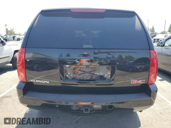 2013 GMC Yukon SLT with VIN 1GKS1CE06DR162852, listed as a Copart auction lot 71586174 with 182,169 mi miles and Salvage Title. Bid and sale history available at carsss.com. Image 6.