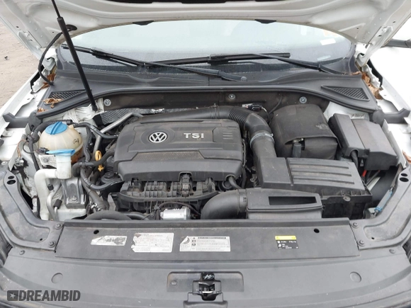 2016 Volkswagen Passat 1.8T SE w/Technology with VIN 1VWBS7A30GC013454, listed as a IAAI auction lot 41477109 with 134,027 mi miles. Bid and sale history available at carsss.com. Image 10.