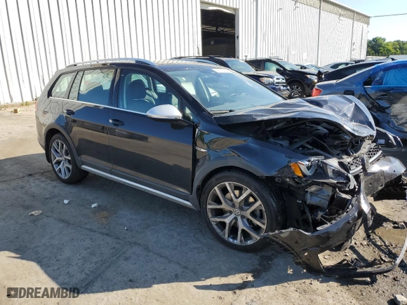 2017 Volkswagen Golf Alltrack S with VIN 3VWH17AU8HM525811, listed as a Copart auction lot 56725174 with 44,184 mi miles and Salvage Title. Bid and sale history available at carsss.com. Image 4.