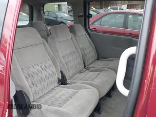 2002 Chevrolet Venture LS 1SC Pkg with VIN 1GNDX03E32D272484, listed as a IAAI auction lot 41838997 with 246,745 mi miles. Bid and sale history available at carsss.com. Image 8.