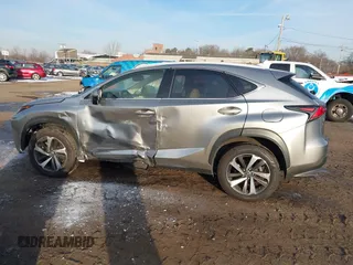 2019 Lexus NX 300 z VIN JTJBARBZ7K2189353, wystawiony jako IAAI lot #41201918 z przebiegiem 48 885 mil mil oraz . Historia ofert i sprzedaży dostępna na DreamBid. Obrazek 14.