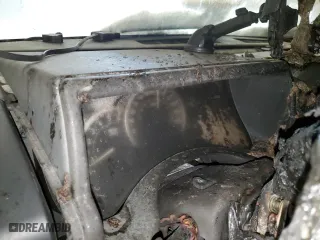 2005 Hummer H2 SUT with VIN 5GRGN22U35H125903, listed as a Copart auction lot 88751345 with 0 mi miles and Salvage Title. Bid and sale history available at carsss.com. Image 9.