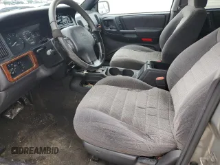 1998 Jeep Grand Cherokee Laredo with VIN 1J4GZ58S6WC137968, listed as a Copart auction lot 84083454 with 0 mi miles and Non Repairable. Bid and sale history available at carsss.com. Image 7.