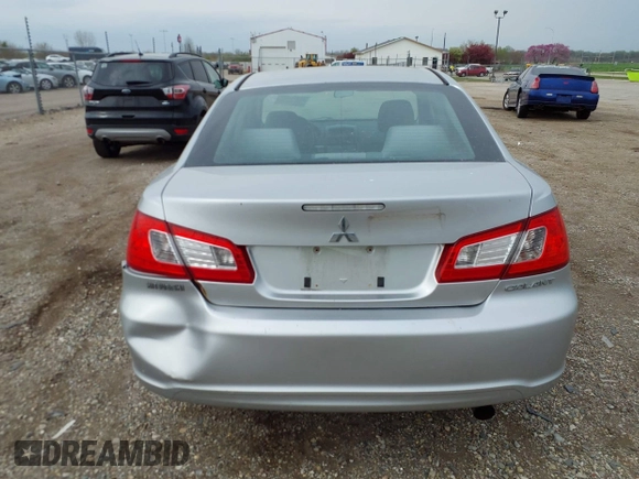 2011 Mitsubishi Galant FE z VIN 4A32B2FF4BE024234, wystawiony jako IAAI lot #42077967 z przebiegiem 144 682 mil mil oraz . Historia ofert i sprzedaży dostępna na DreamBid. Obrazek 16.
