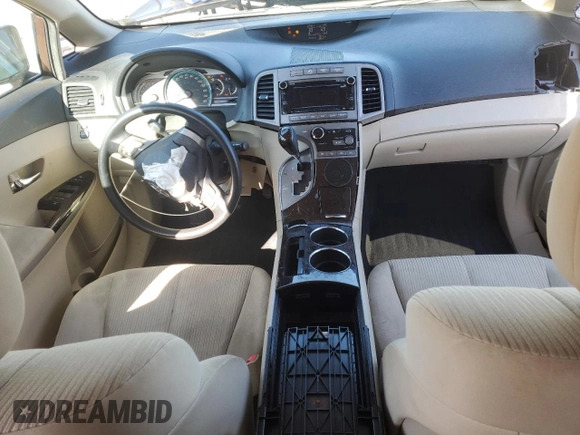 2010 Toyota Venza z VIN 4T3ZA3BB3AU034015, wystawiony jako Copart lot #52954835 z przebiegiem 98 324 mil mil oraz Szkoda całkowita • Salvage title. Historia ofert i sprzedaży dostępna na DreamBid. Obrazek 8.