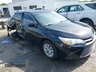 2017 Toyota Camry XLE z VIN 4T1BF1FK0HU403059, wystawiony jako IAAI lot #42112842 z przebiegiem 99 782 mil mil oraz . Historia ofert i sprzedaży dostępna na DreamBid. Obrazek 1.