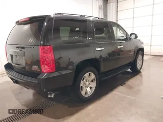 2011 GMC Yukon SLT with VIN 1GKS2CE04BR145686, listed as a IAAI auction lot 41909122 with 105,574 mi miles and . Bid and sale history available at DreamBid. Image 4.