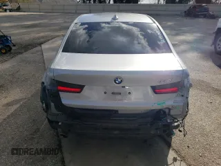 2020 BMW 3 Series 330i z VIN WBA5R1C0XLFH40900, wystawiony jako Copart lot #47571905 z przebiegiem 54 888 mil mil oraz Szkoda całkowita • Salvage title. Historia ofert i sprzedaży dostępna na DreamBid. Obrazek 6.