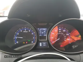 2015 Hyundai Veloster Turbo z VIN KMHTC6AE4FU232986, wystawiony jako Copart lot #55335565 z przebiegiem 127 466 mil mil oraz Szkody całkowita. Historia ofert i sprzedaży dostępna na DreamBid. Obrazek 9.
