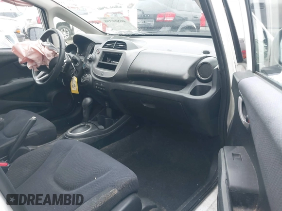 2012 Honda Fit Sport with VIN JHMGE8H52CC018984, listed as a IAAI auction lot 40880358 with 111,614 mi miles. Bid and sale history available at carsss.com. Image 5.