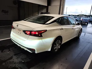 2020 Nissan Altima S z VIN 1N4BL4BV1LC230252, wystawiony jako IAAI lot #42547649 z przebiegiem 158 643 mil mil oraz . Historia ofert i sprzedaży dostępna na DreamBid. Obrazek 1.
