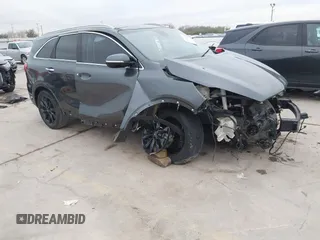 2020 Kia Sorento EX V6 with VIN 5XYPH4A50LG666153, listed as a IAAI auction lot 41330806 with 70,819 mi miles. Bid and sale history available at carsss.com. Image 1.