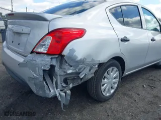 2017 Nissan Versa Sedan SV with VIN 3N1CN7AP2HL845274, listed as a IAAI auction lot 41740717 with 46,288 mi miles. Bid and sale history available at carsss.com. Image 6.