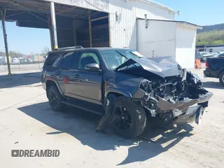 2019 Toyota 4Runner SR5 с VIN JTEBU5JR0K5664825, выставлен на аукционе IAAI как лот 42104780 с пробегом 64 209 миль миль и . История ставок и продаж доступна на DreamBid. Изображение 1.