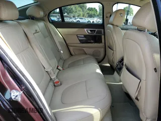 2011 Jaguar XF Premium with VIN SAJWA0GB1BLS08325, listed as a Copart auction lot 61190335 with 61,656 mi miles and Salvage title. Bid and sale history available at DreamBid. Image 10.