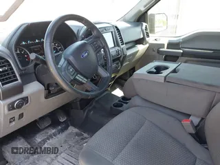 2019 Ford F-150 XL z VIN 1FTEX1C51KFA73506, wystawiony jako IAAI lot #42065274 z przebiegiem 144 397 mil mil oraz . Historia ofert i sprzedaży dostępna na DreamBid. Obrazek 6.