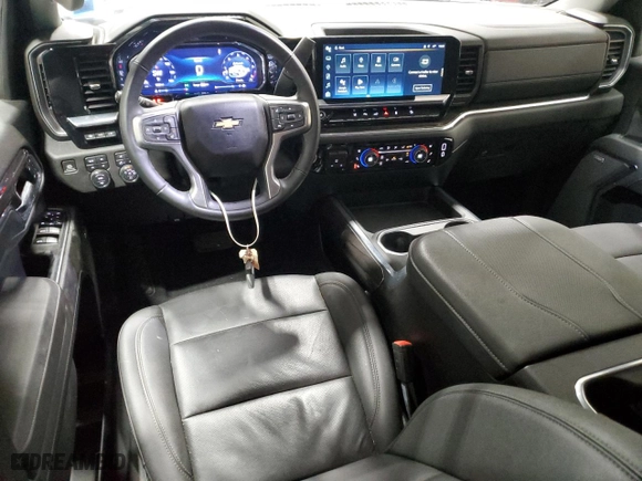 2024 Chevrolet Silverado 2500HD LTZ with VIN 2GC4YPE72R1209816, listed as a Copart auction lot 85119334 with 16,931 mi miles and Salvage Title. Bid and sale history available at carsss.com. Image 8.