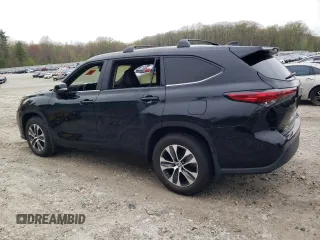 2023 Toyota Highlander L z VIN 5TDKDRBH6PS041762, wystawiony jako Copart lot #54960045 z przebiegiem 27 738 mil mil oraz Szkoda całkowita • Salvage title. Historia ofert i sprzedaży dostępna na DreamBid. Obrazek 2.