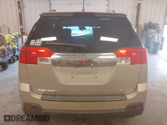 2015 GMC Terrain SLE z VIN 2GKFLWEK8F6393684, wystawiony jako IAAI lot #42242744 z przebiegiem 90 077 mil mil oraz . Historia ofert i sprzedaży dostępna na DreamBid. Obrazek 16.