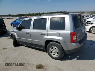 2017 Jeep Patriot Sport with VIN 1C4NJPBA6HD149986, listed as a Copart auction lot 75048654 with 117,003 mi miles and Salvage Title. Bid and sale history available at carsss.com. Image 2.