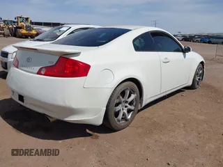 2004 Infiniti G35 w/Leather with VIN JNKCV54E54M813056, listed as a IAAI auction lot 41934193 with 204,427 mi miles. Bid and sale history available at carsss.com. Image 4.