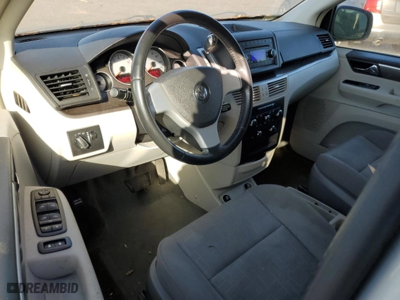 2009 Volkswagen Routan SE with VIN 2V8HW34149R598705, listed as a Copart auction lot 78104544 with 114,704 mi miles and Clean Title. Bid and sale history available at carsss.com. Image 8.