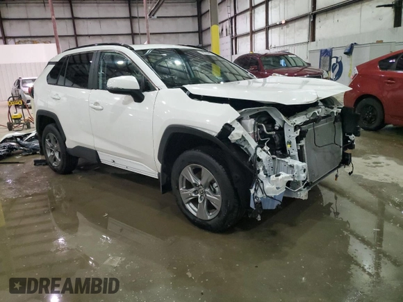 2024 Toyota RAV4 XLE with VIN 2T3P1RFV1RC479039, listed as a Copart auction lot 44535445 with 7,443 mi miles and Salvage Title. Bid and sale history available at DreamBid. Image 4.