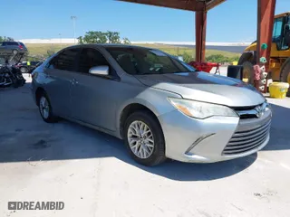 2017 Toyota Camry XLE with VIN 4T1BF1FK7HU631334, listed as a IAAI auction lot 42040087 with 116,728 mi miles. Bid and sale history available at carsss.com. Image 1.