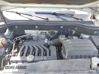 2018 Volkswagen Atlas SEL Premium с VIN 1V2NR2CA7JC502515, выставлен на аукционе IAAI как лот 41780056 с пробегом 146 018 миль миль и . История ставок и продаж доступна на DreamBid. Изображение 10.