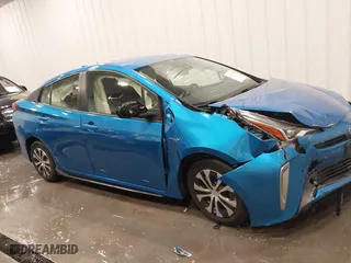 2022 Toyota Prius LE with VIN JTDL9MFU0N3039049, listed as a IAAI auction lot 41366833 with 24,175 mi miles. Bid and sale history available at carsss.com. Image 13.