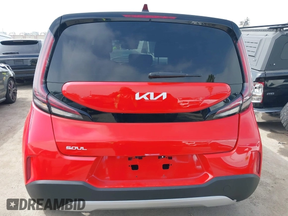 2024 Kia Soul EX with VIN KNDJ33AU3R7219988, listed as a IAAI auction lot 41979436 with 7,514 mi miles. Bid and sale history available at carsss.com. Image 17.