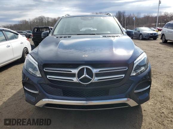 2019 Mercedes-Benz GLE 400 with VIN 4JGDA5GB9KB215933, listed as a Copart auction lot 50123975 with 104,703 mi miles and Salvage title. Bid and sale history available at DreamBid. Image 5.