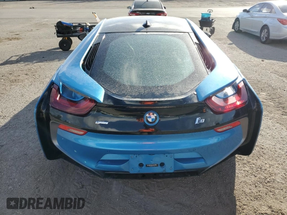 2016 BMW i8 z VIN WBY2Z2C54GV675234, wystawiony jako Copart lot #74126583 z przebiegiem 6272 mil mil oraz Szkody całkowita. Historia ofert i sprzedaży dostępna na DreamBid. Obrazek 6.