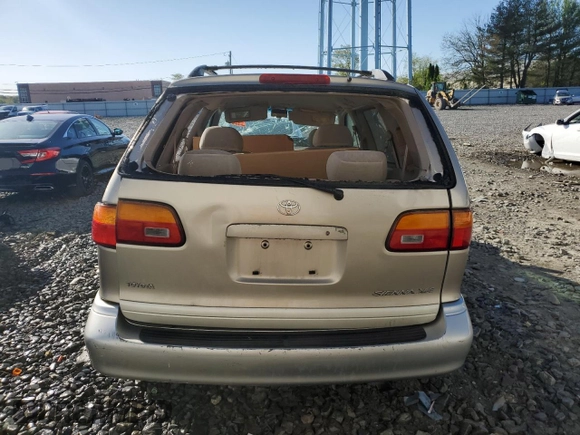 2000 Toyota Sienna LE with VIN 4T3ZF13C1YU246919, listed as a Copart auction lot 54578865 with Not Provided miles and Non Repairable. Bid and sale history available at DreamBid. Image 6.