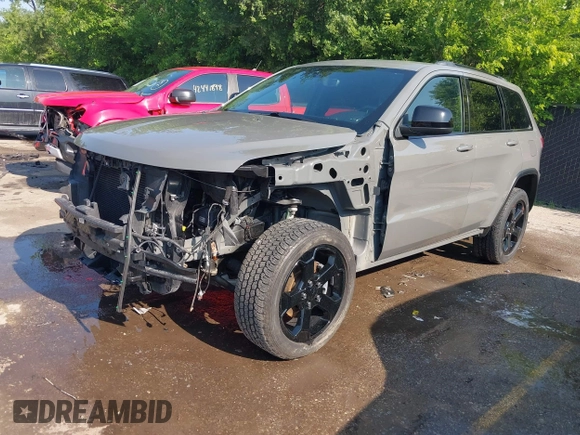 2020 Jeep Grand Cherokee Laredo z VIN 1C4RJFAG4LC262934, wystawiony jako IAAI lot #42441739 z przebiegiem 58 452 mil mil oraz . Historia ofert i sprzedaży dostępna na DreamBid. Obrazek 2.