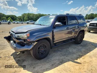 2022 Toyota 4Runner SR5 Premium z VIN JTEFU5JRXN5254040, wystawiony jako Copart lot #61734525 z przebiegiem 62 722 mil mil oraz Czysty tytuł • Clean title. Historia ofert i sprzedaży dostępna na DreamBid. Obrazek 1.