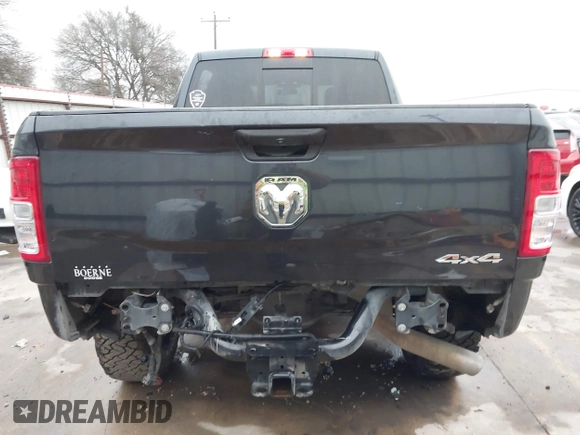 2021 Ram 2500 Tradesman with VIN 3C6UR5CL4MG697627, listed as a IAAI auction lot 41513283 with 105,628 mi miles. Bid and sale history available at carsss.com. Image 20.