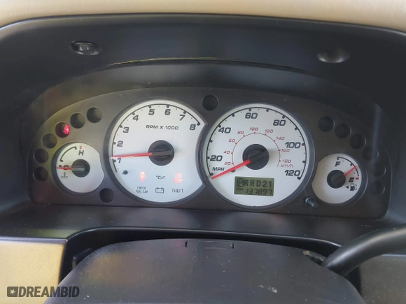 2004 Ford Escape XLT with VIN 1FMYU03134KA30806, listed as a IAAI auction lot 41449933 with 137,897 mi miles. Bid and sale history available at carsss.com. Image 7.