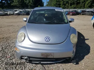 2004 Volkswagen New Beetle Coupe GLS with VIN 3VWCK31C54M418460, listed as a Copart auction lot 70698434 with 147,072 mi miles and Salvage Title. Bid and sale history available at carsss.com. Image 5.