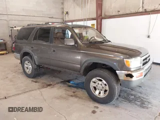 1998 Toyota 4Runner SR5 with VIN JT3HN86R8W0172556, listed as a IAAI auction lot 41739417 with 174,843 mi miles and . Bid and sale history available at DreamBid. Image 1.