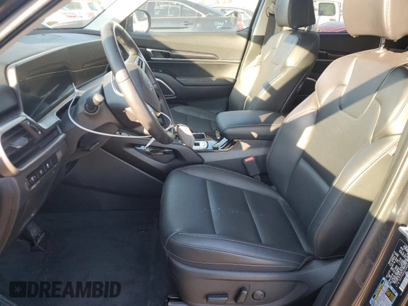 2024 Kia Telluride S with VIN 5XYP6DGC4RG455493, listed as a Copart auction lot 70184074 with 4,067 mi miles and Salvage title. Bid and sale history available at DreamBid. Image 7.