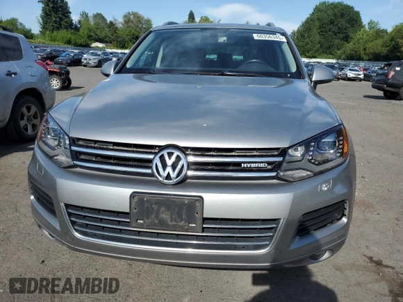 2012 Volkswagen Touareg с VIN WVGEG9BP6CD008533, выставлен на аукционе Copart как лот 60356345 с пробегом 103 270 миль миль и Чистый • Clean title. История ставок и продаж доступна на DreamBid. Изображение 5.