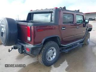 2006 Hummer H2 with VIN 5GRGN22U66H104237, listed as a IAAI auction lot 41665284 with 61,984 mi miles. Bid and sale history available at carsss.com. Image 4.